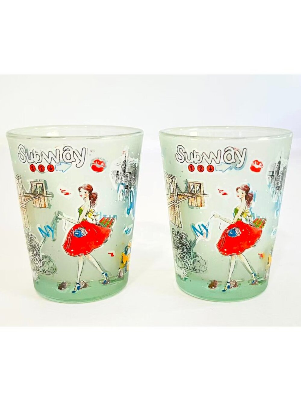 2 pcs/Set New York 2.5" Shot Glasses Collectible Souvenir Gift-Lady in Red Skirt